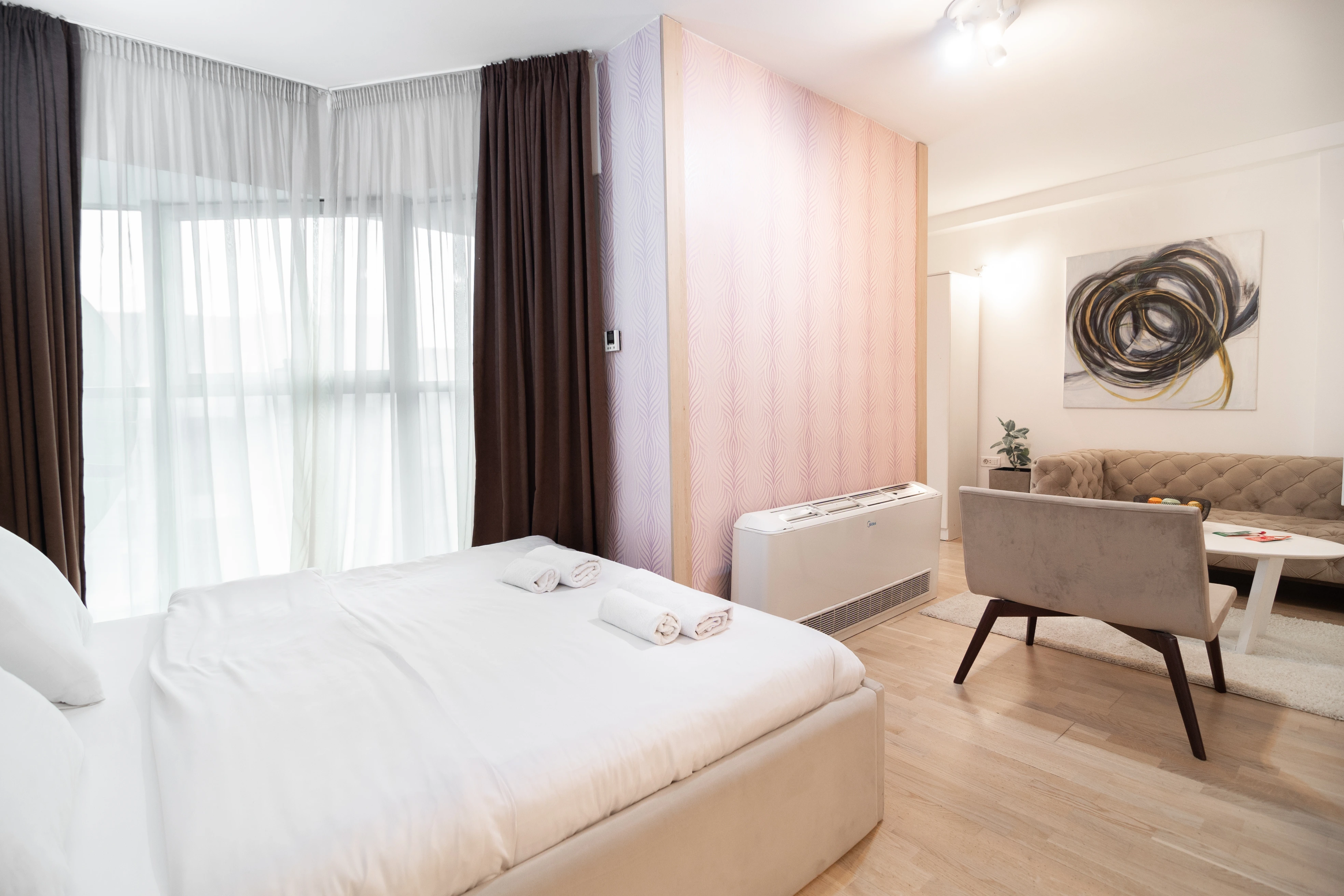 503 - Junior Suite – City View photo 2