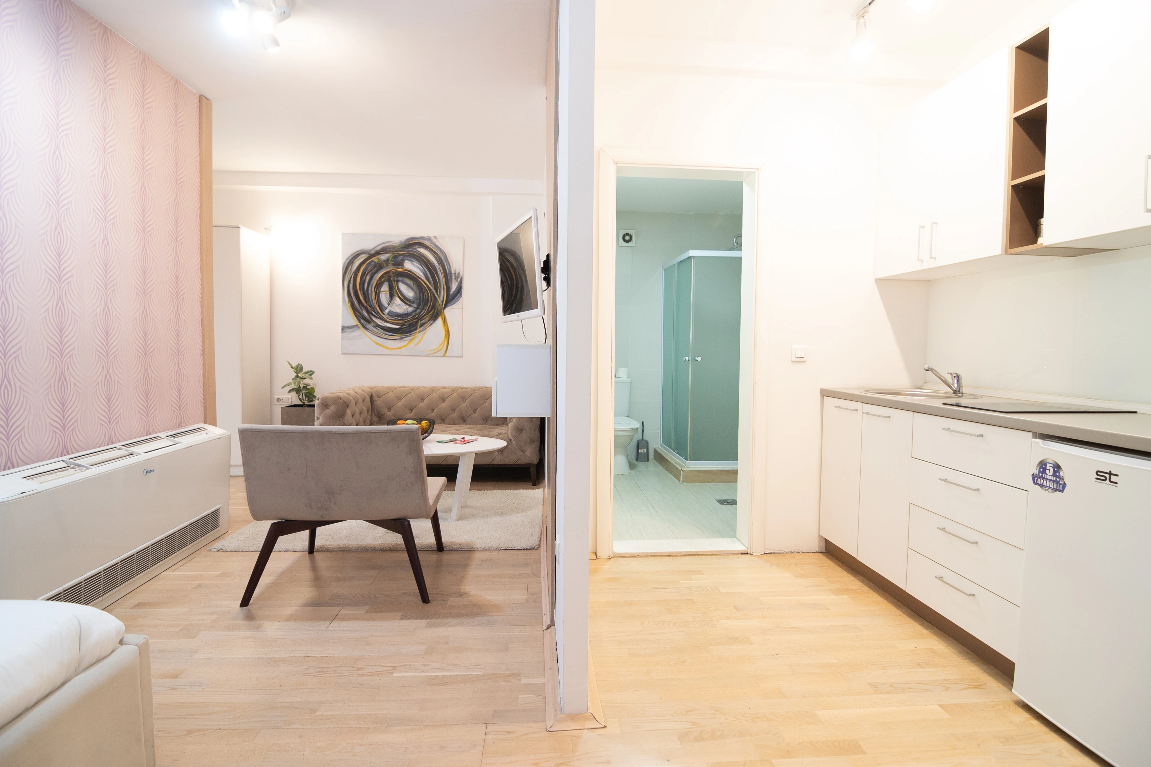 503 - Junior Suite – City View photo 3