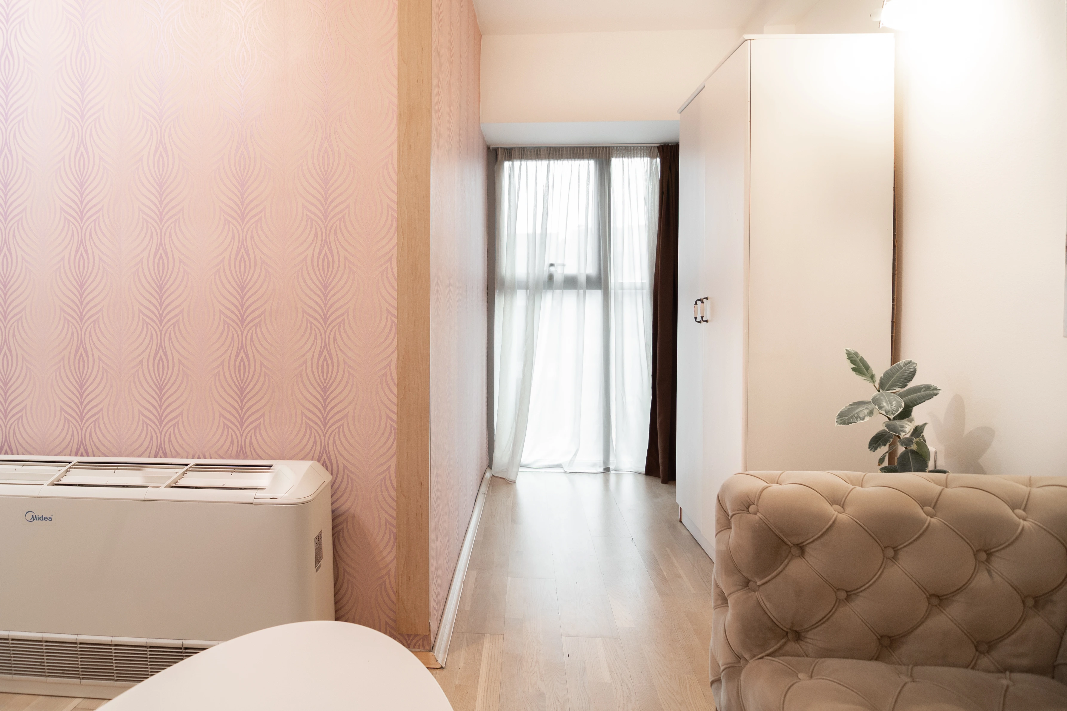 503 - Junior Suite – City View photo 6