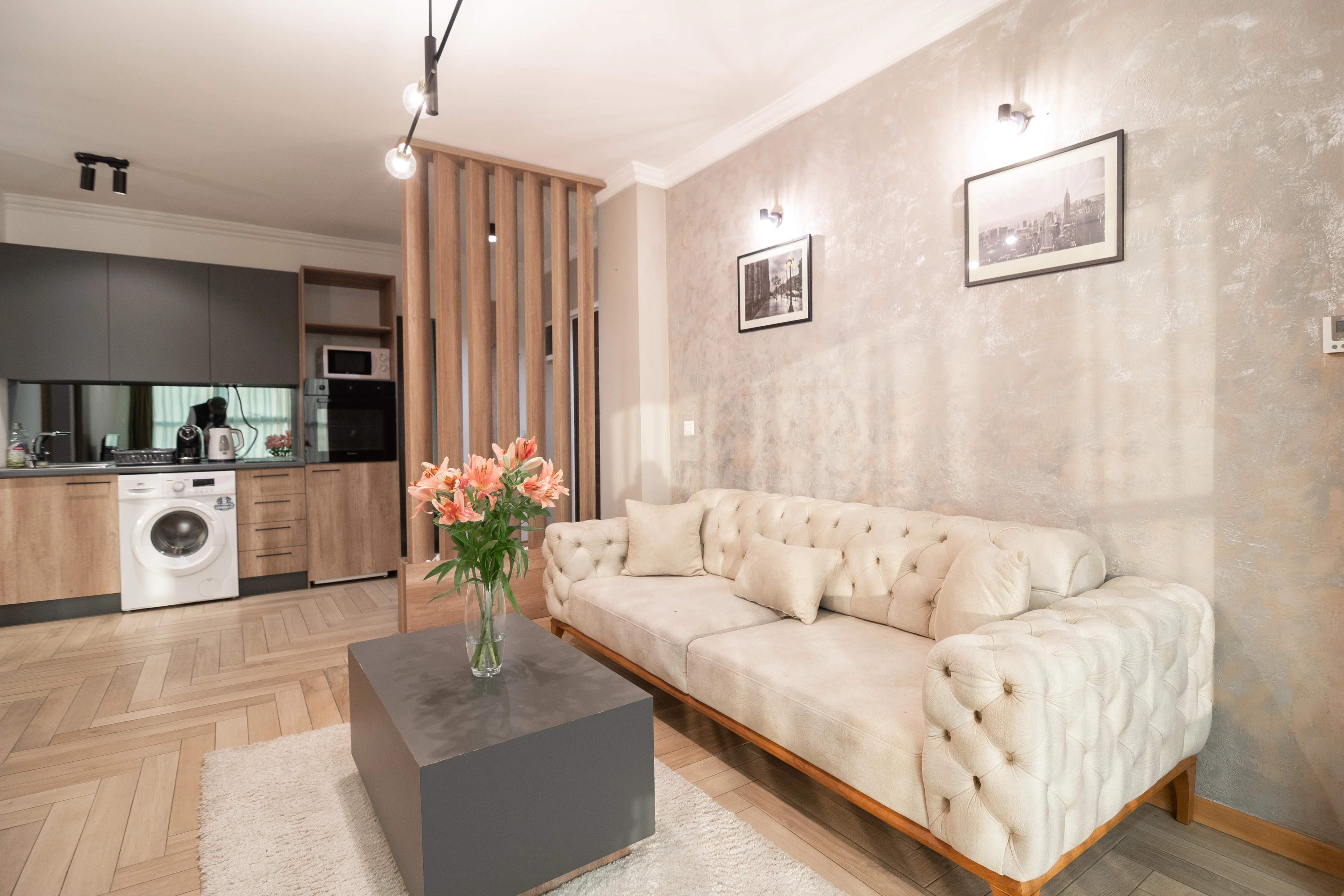 505 - One Bedroom Apartment - City View photo 9