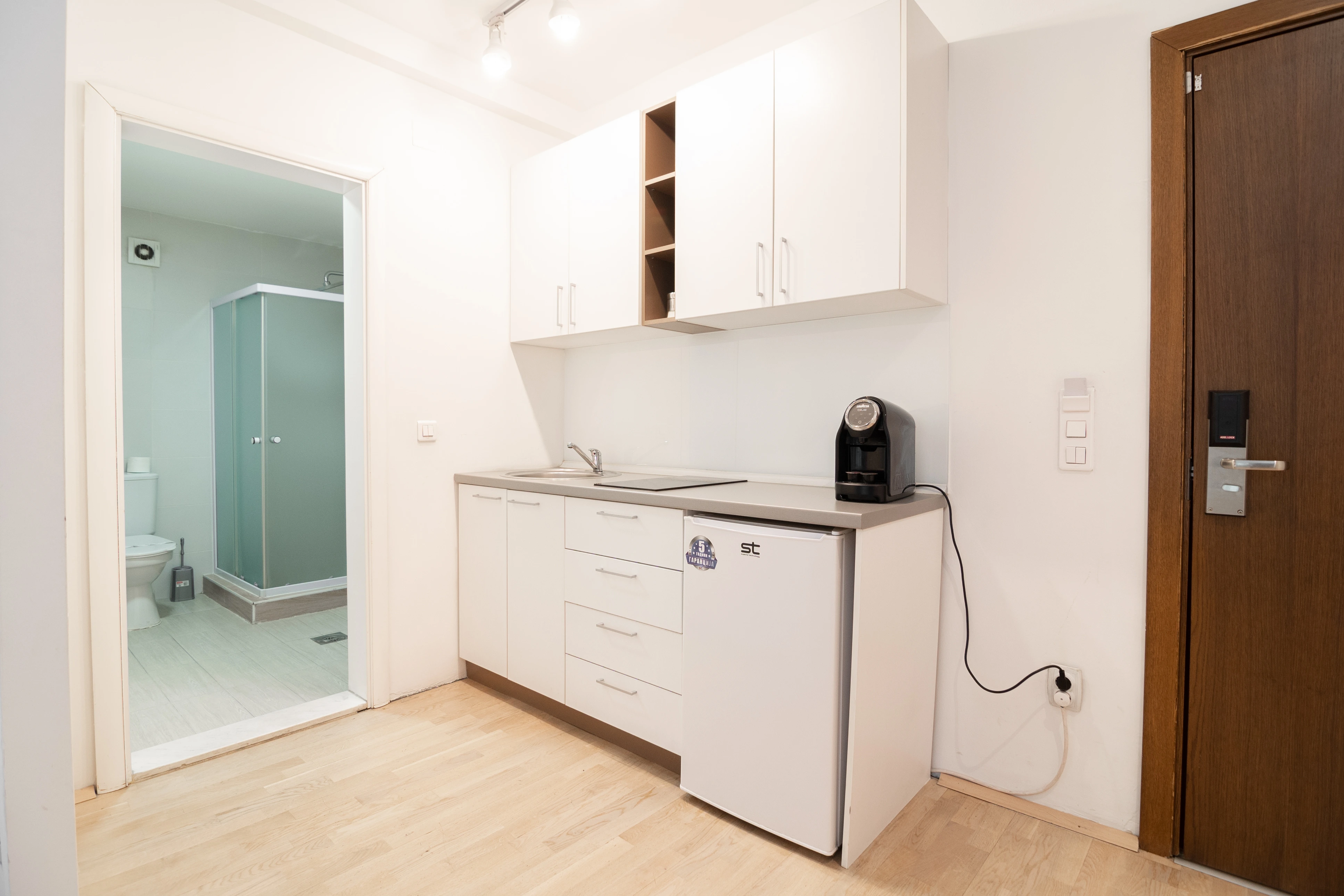 503 - Junior Suite – City View photo 8