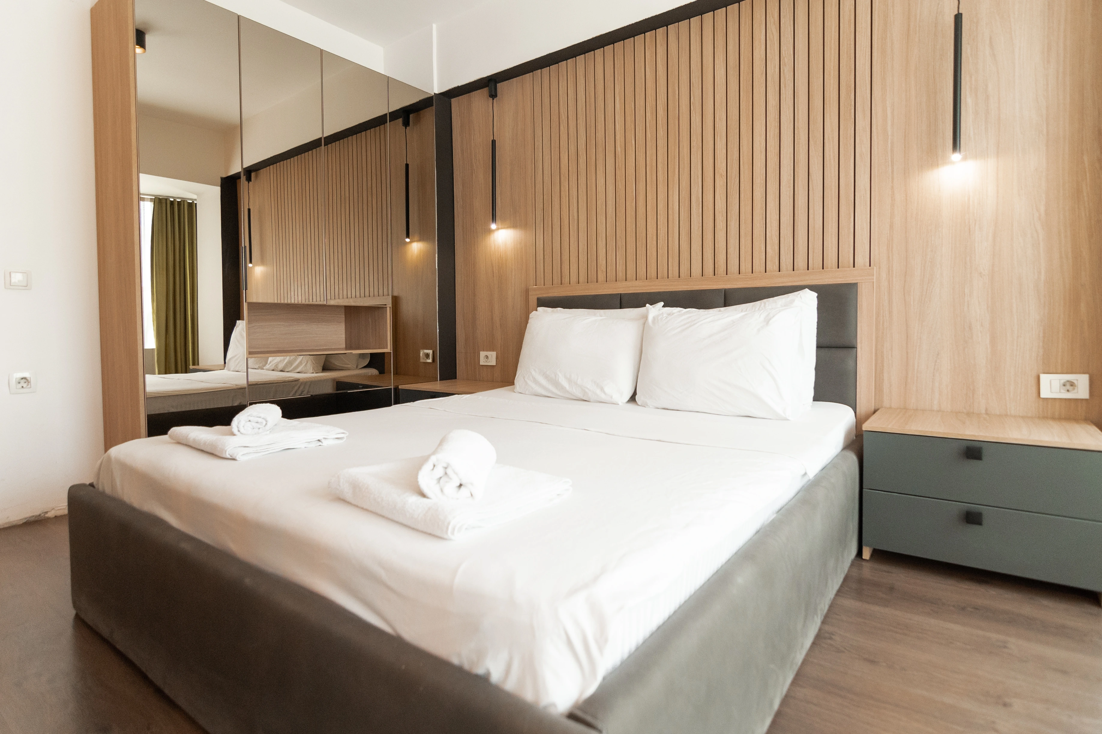 404 - Prestige Junior Suite – City View photo 3